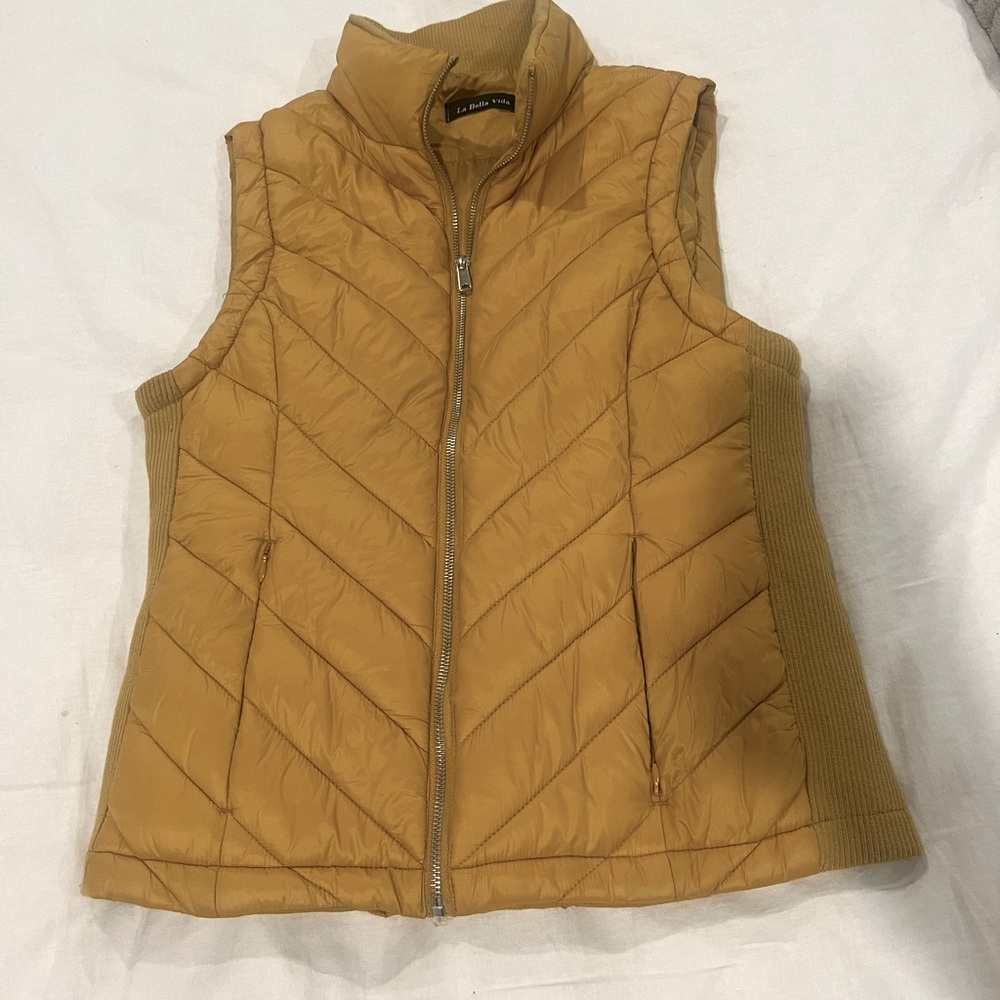 Puff vest for the season!